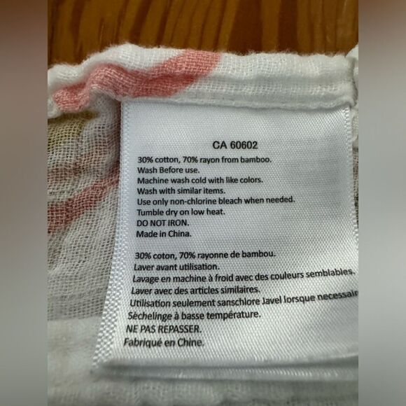 Lulu Lollipop Blanket - Picture 3 of 3